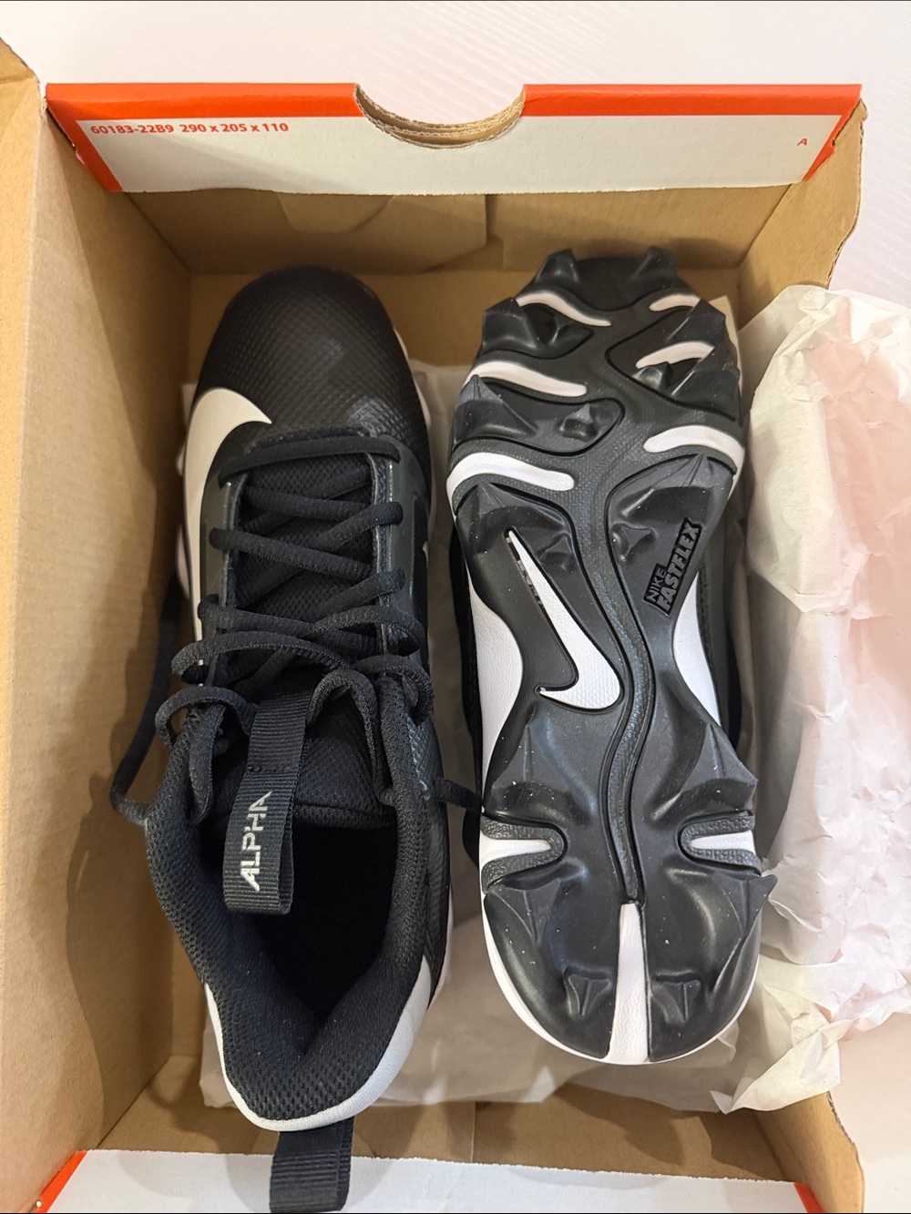 Nike Boy’s Menace 4 Shark Football Black/White Athletic Cleats